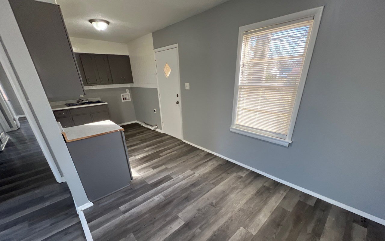 389 W Mitchell Rd #1 - Photo 4 of 14