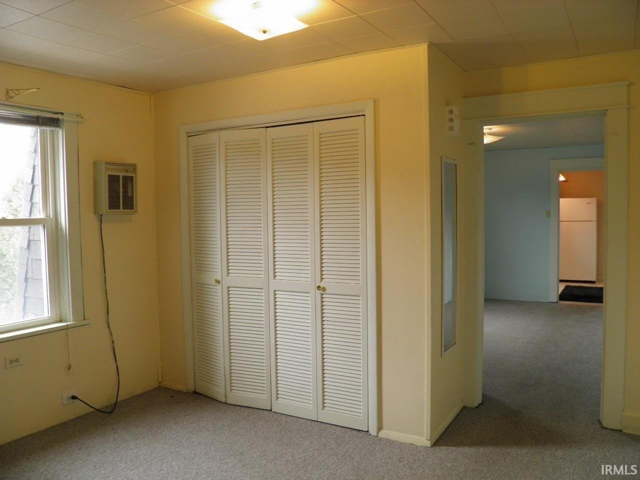 420 1/2 W 2nd St #2W - Photo 4 of 7