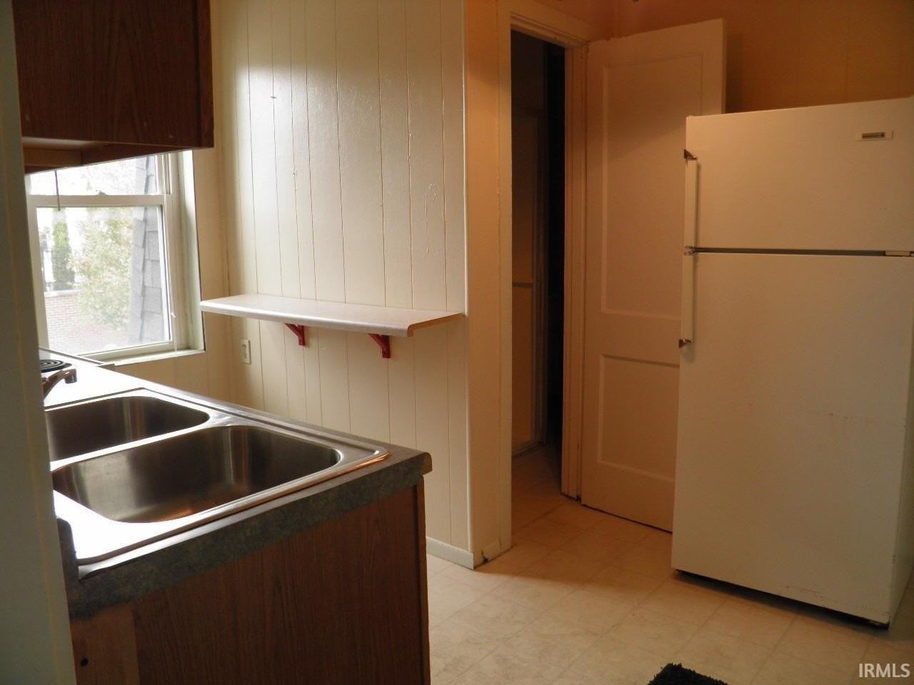 420 1/2 W 2nd St #2W - Photo 7 of 7