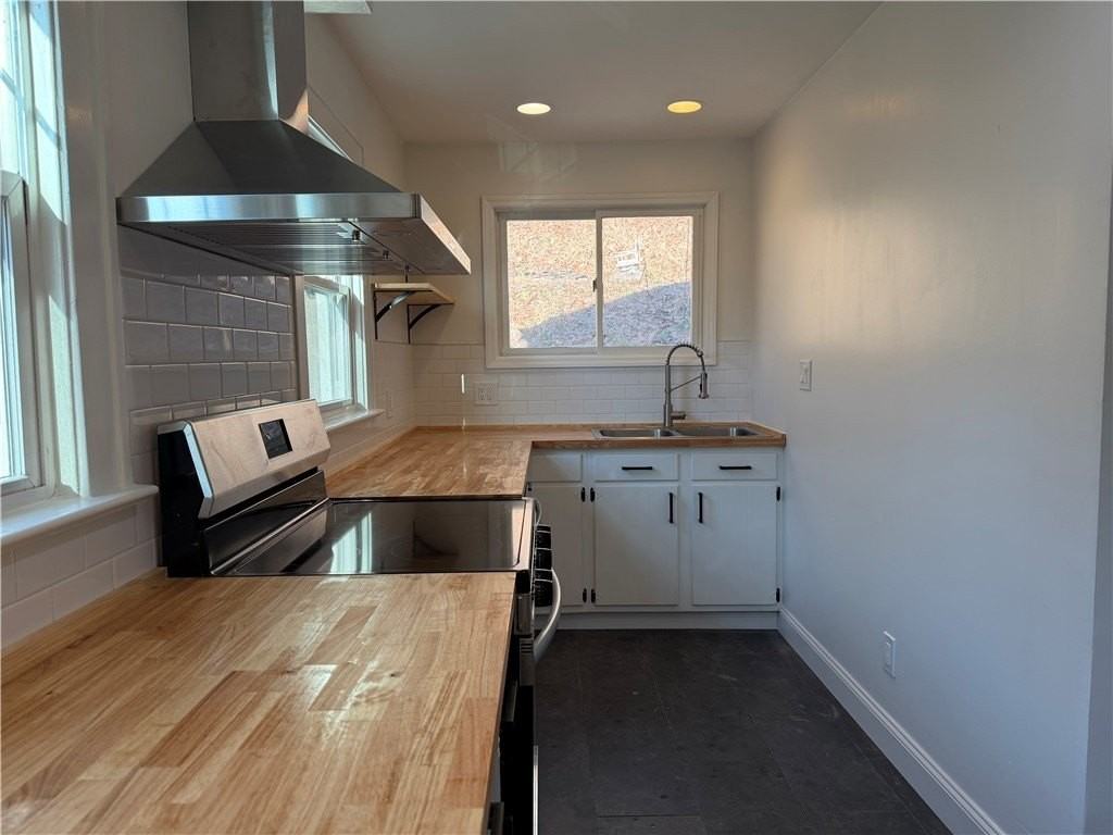 6 Thorn St - Photo 4 of 18