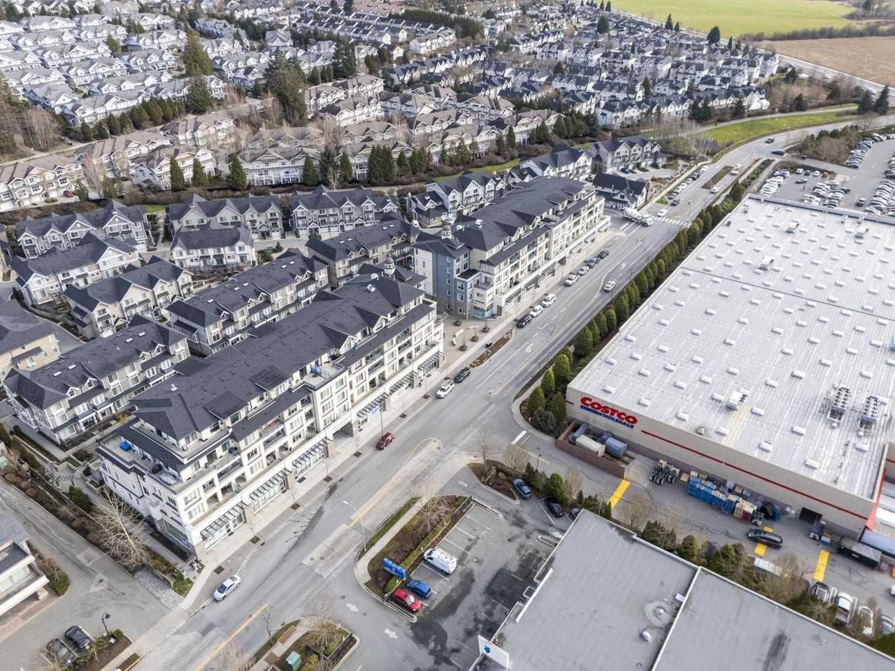 20487 65 Avenue - Photo 2 of 7