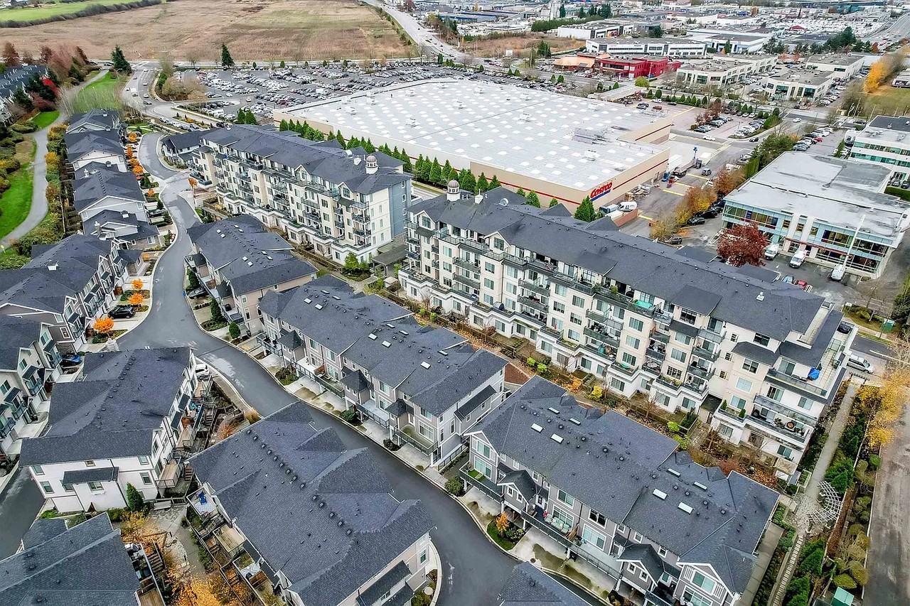 20487 65 Avenue - Photo 3 of 7