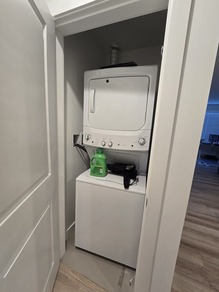 20487 65 Avenue - Photo 4 of 7