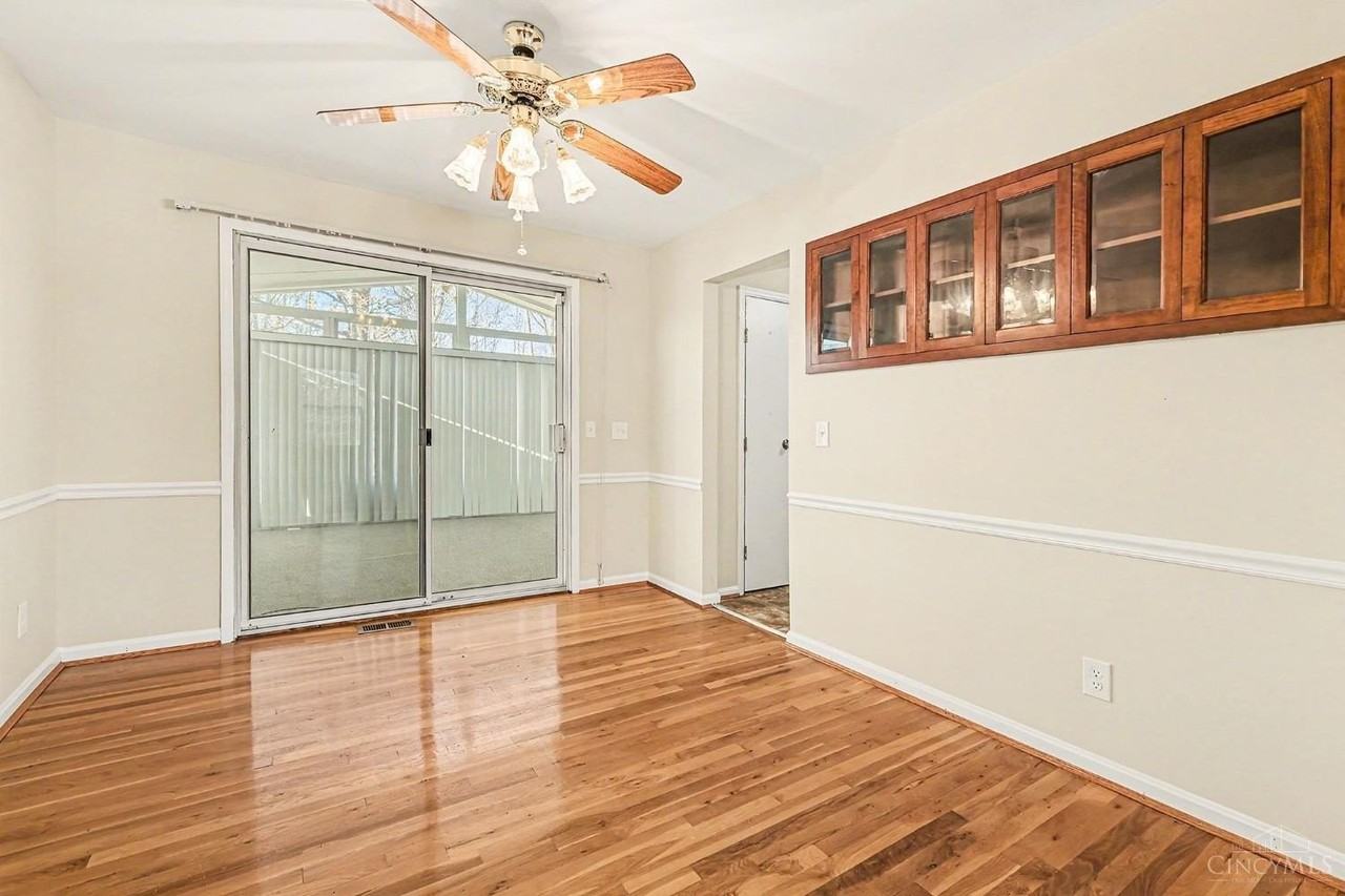 8376 Vicksburg Dr - Photo 7 of 43