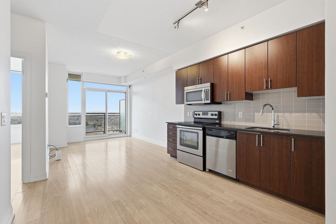 75 North Park Road #1509 - Photo 2 of 10