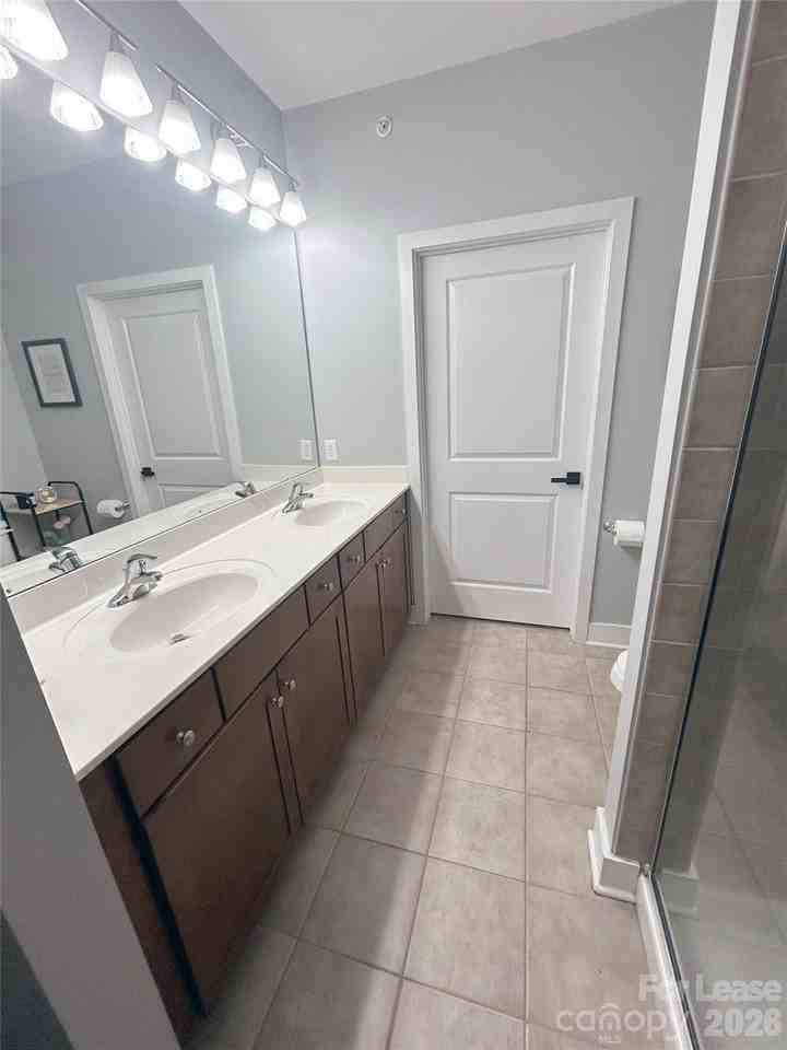 630 Calvert St Unit 409 #409 - Photo 5 of 9