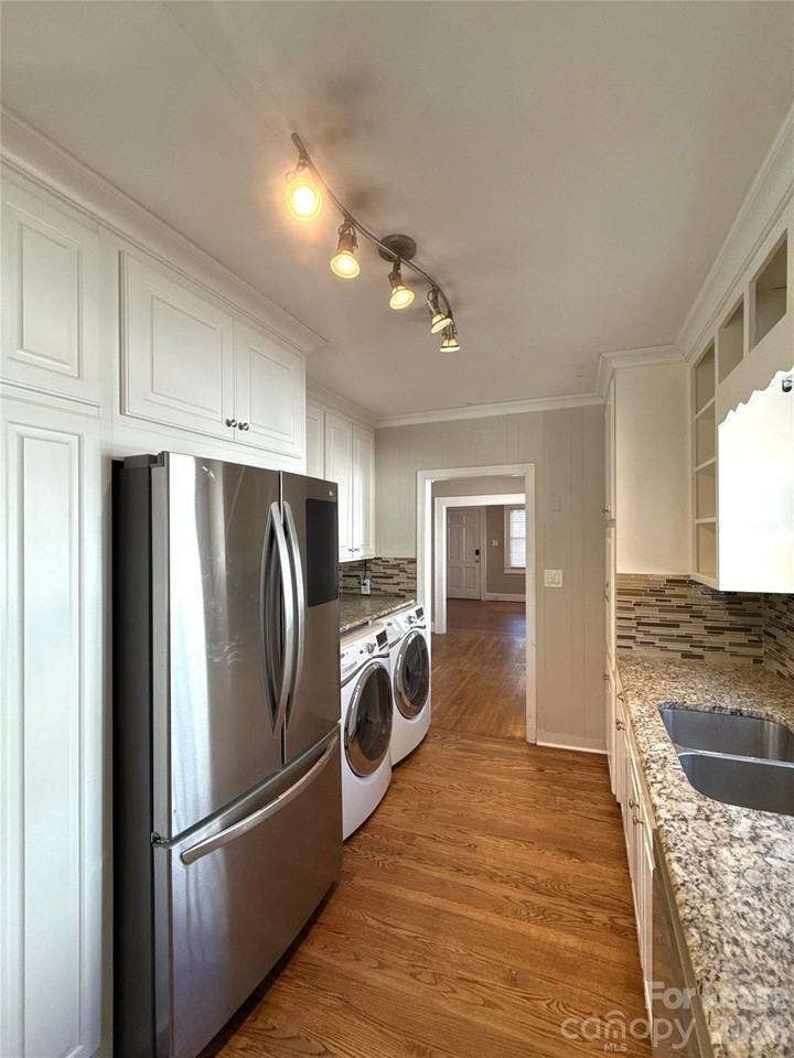 1624 Club Rd - Photo 6 of 17