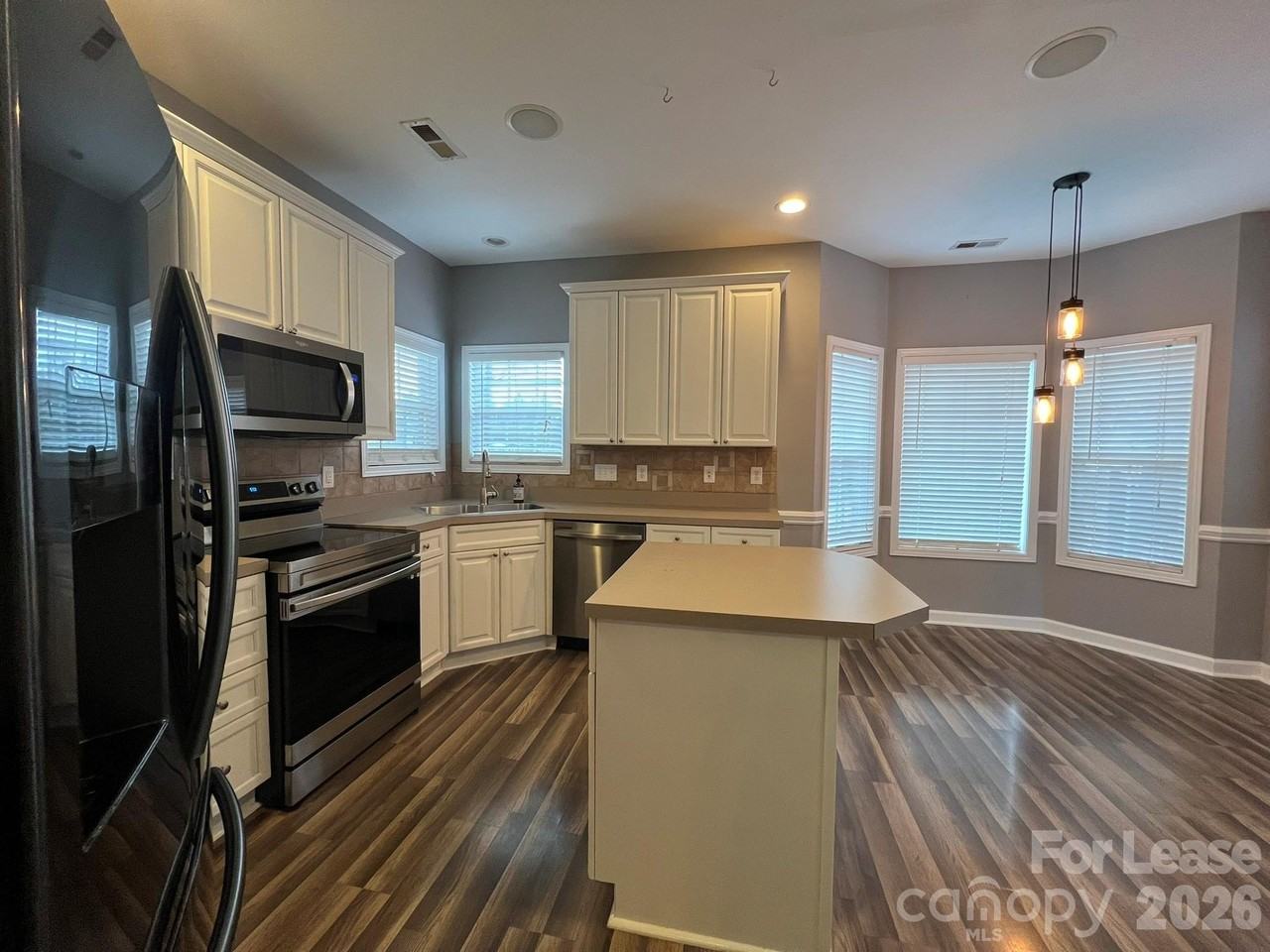 3307 Creek Trail Rd - Photo 6 of 26