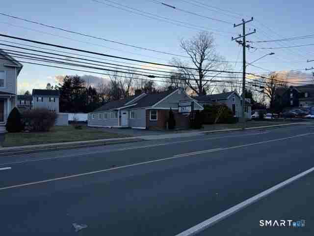 615 E Main St - Photo 2 of 11