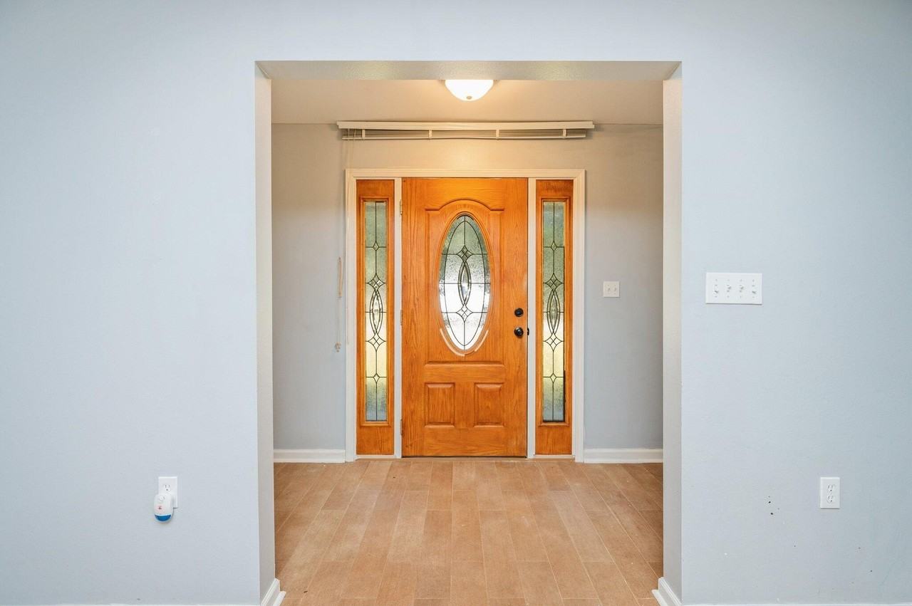 83 Edgewood Dr - Photo 6 of 44