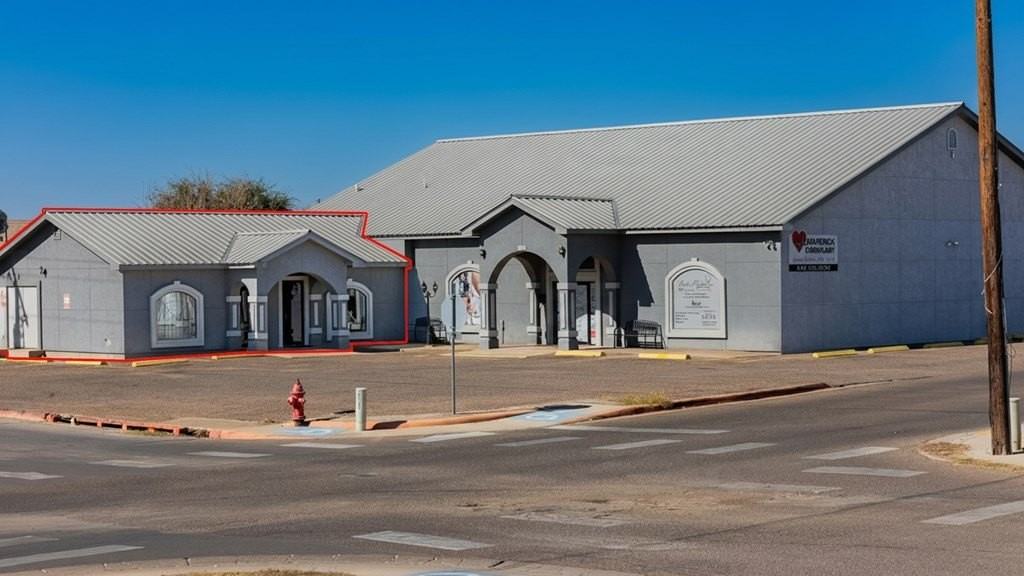 1995 Williams St - Photo 2 of 16