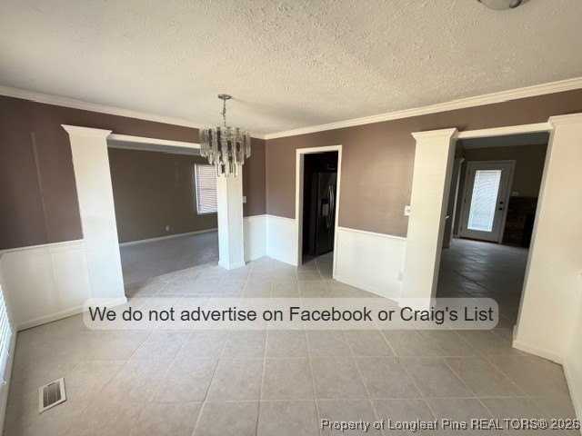 1986 Christopher Way - Photo 2 of 17