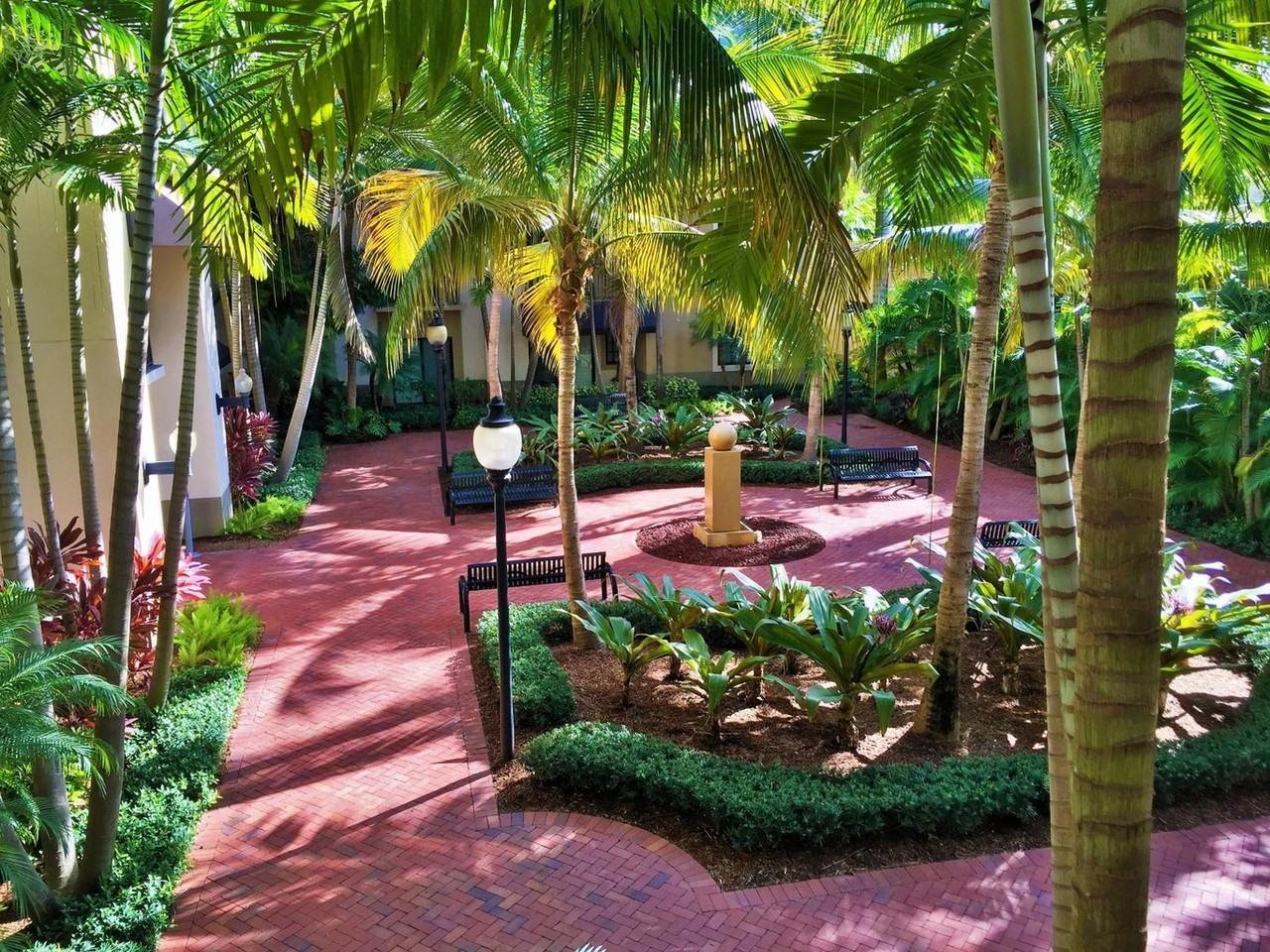 4900 Midtown Lane - Photo 3 of 16