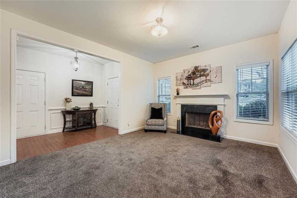 1240 Grayson Oaks Dr - Photo 6 of 31