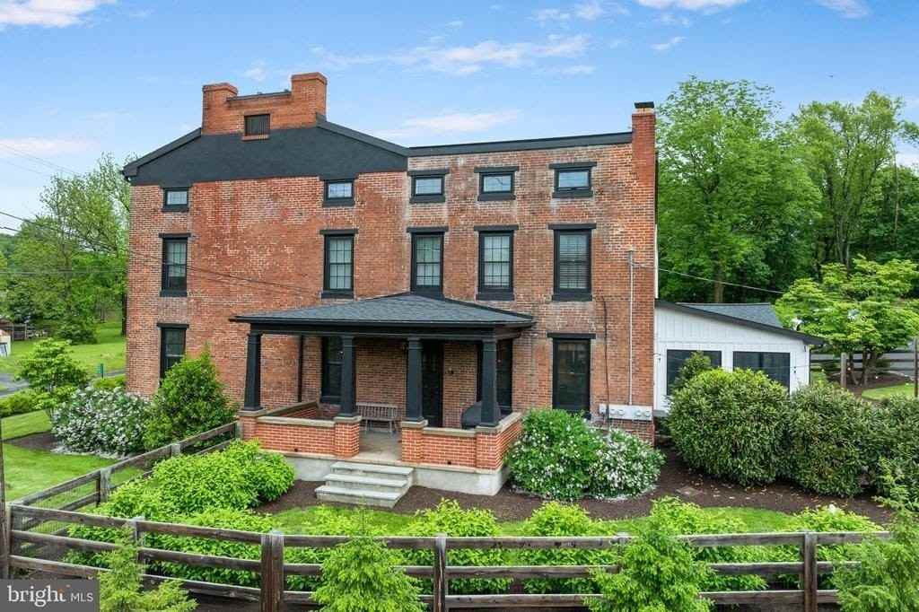 2406 Upper Ridge Rd #1 - Photo 2 of 50