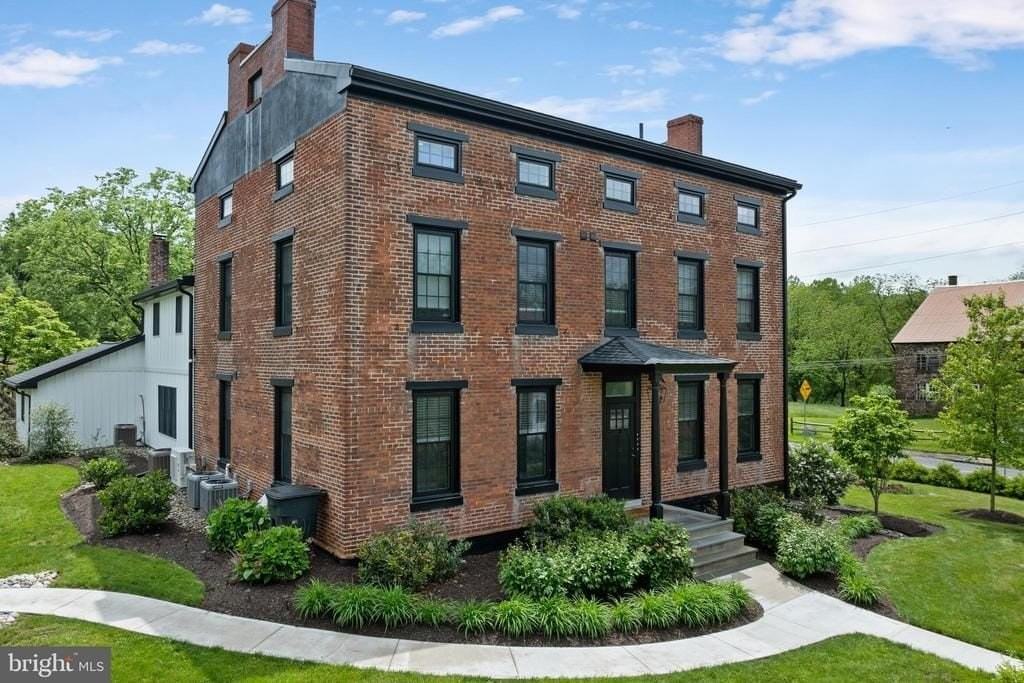 2406 Upper Ridge Rd #1 - Photo 4 of 50