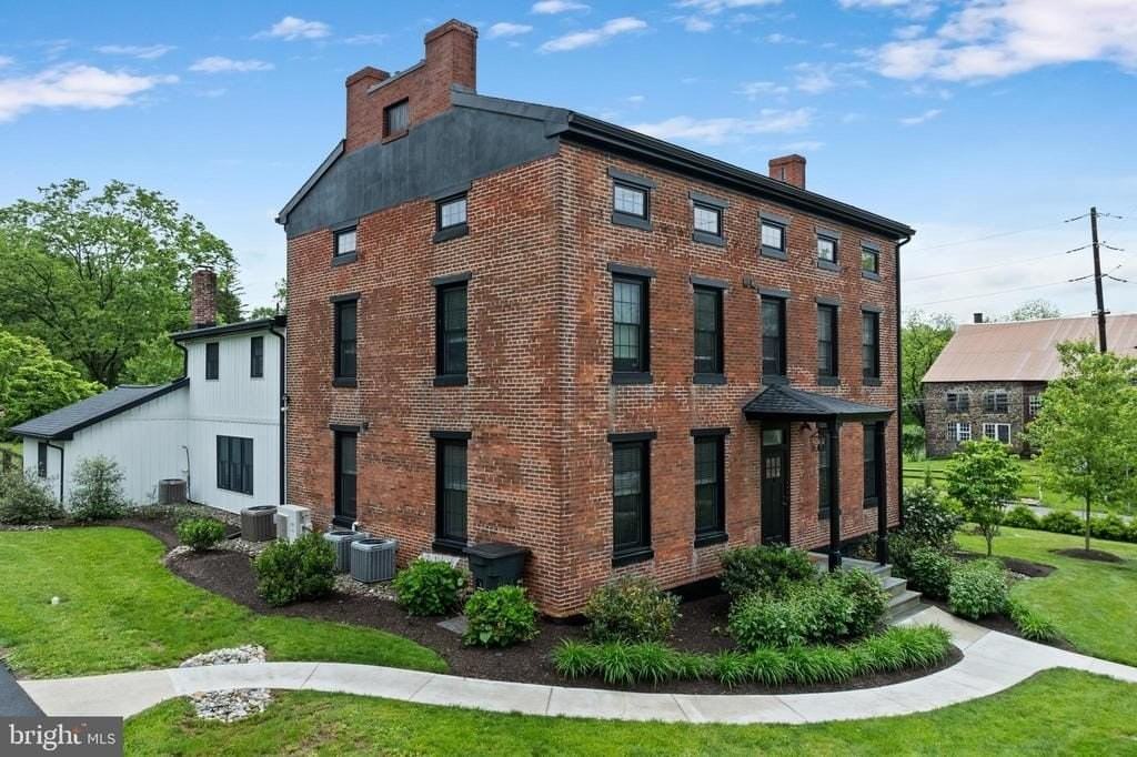 2406 Upper Ridge Rd #1 - Photo 6 of 50