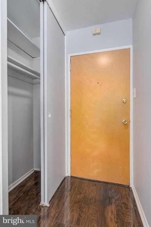 210117 Chestnut St #705 - Photo 4 of 10