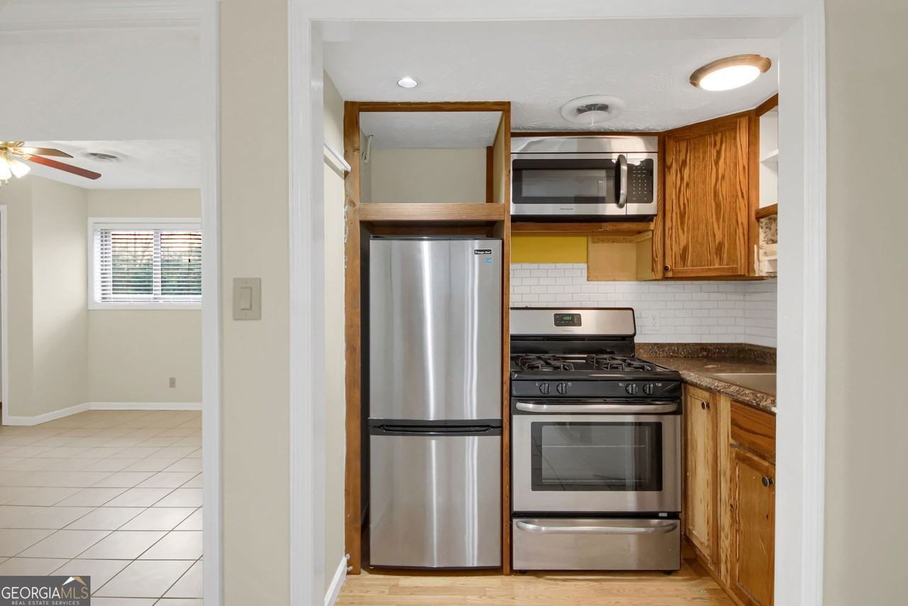 1462 Ester Ct - Photo 6 of 16