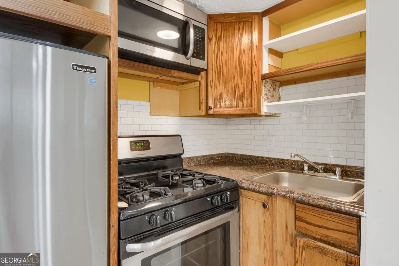 1462 Ester Ct - Photo 7 of 16