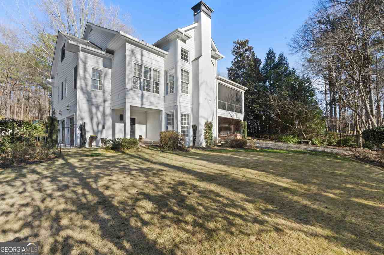 102 N Cove Dr - Photo 3 of 34