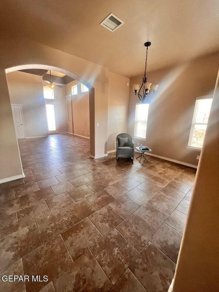 3630 Grand Bahamas Dr - Photo 3 of 24