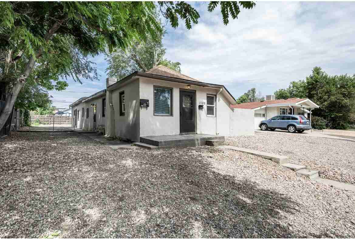 1709 Belmont Ave - Photo 3 of 12