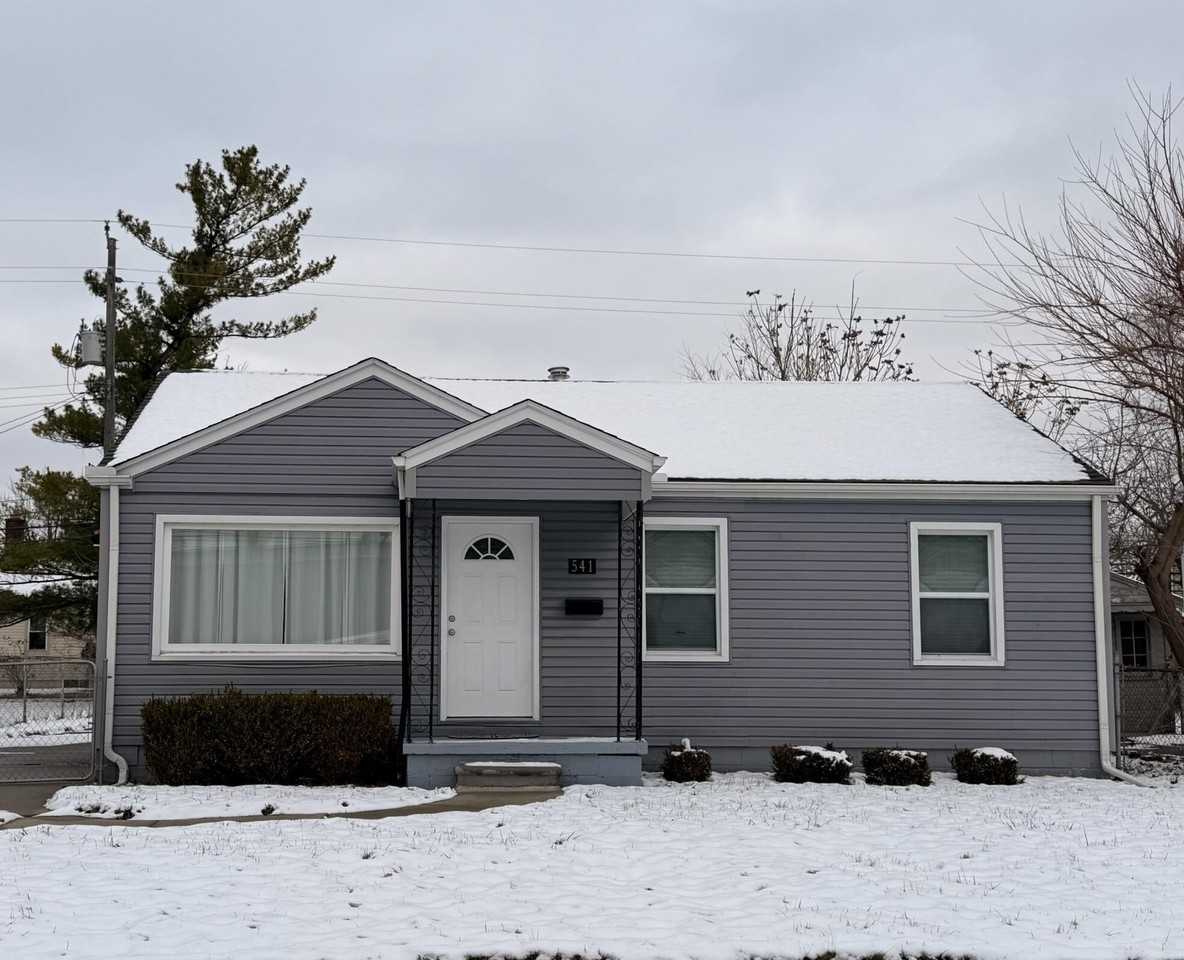 541 E Bennett Ave - Photo 2 of 18