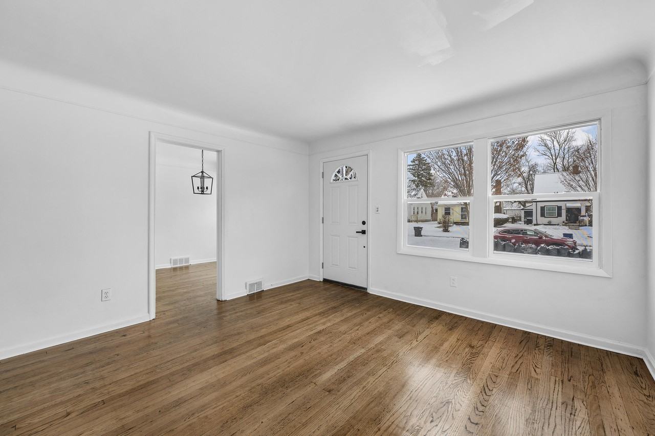 18525 Westmoreland Rd - Photo 6 of 25