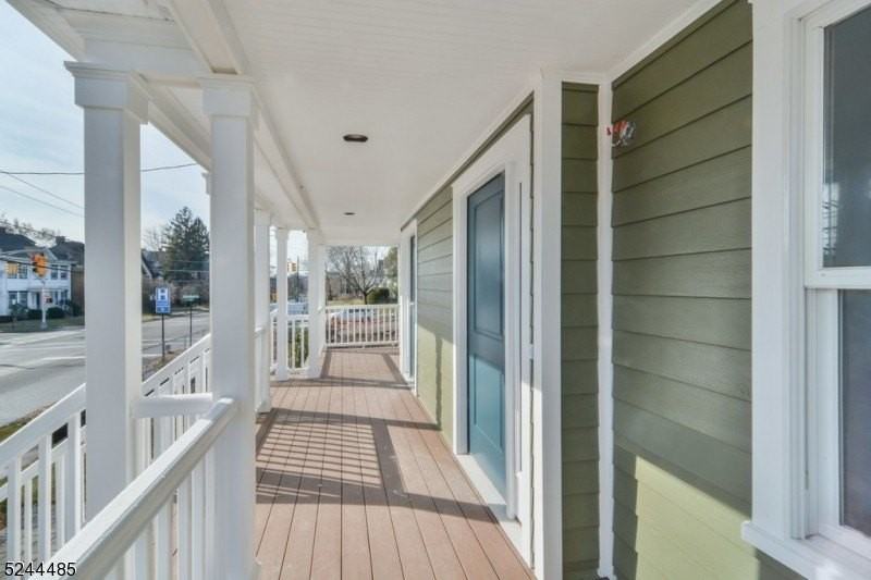 92B Grove St #B - Photo 2 of 19