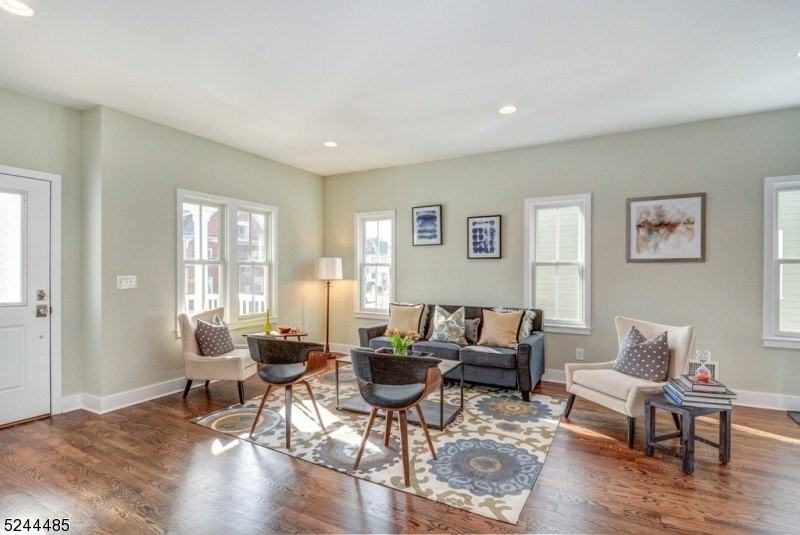 92B Grove St #B - Photo 6 of 19