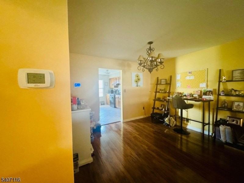 174 Carson Ct - Photo 3 of 21