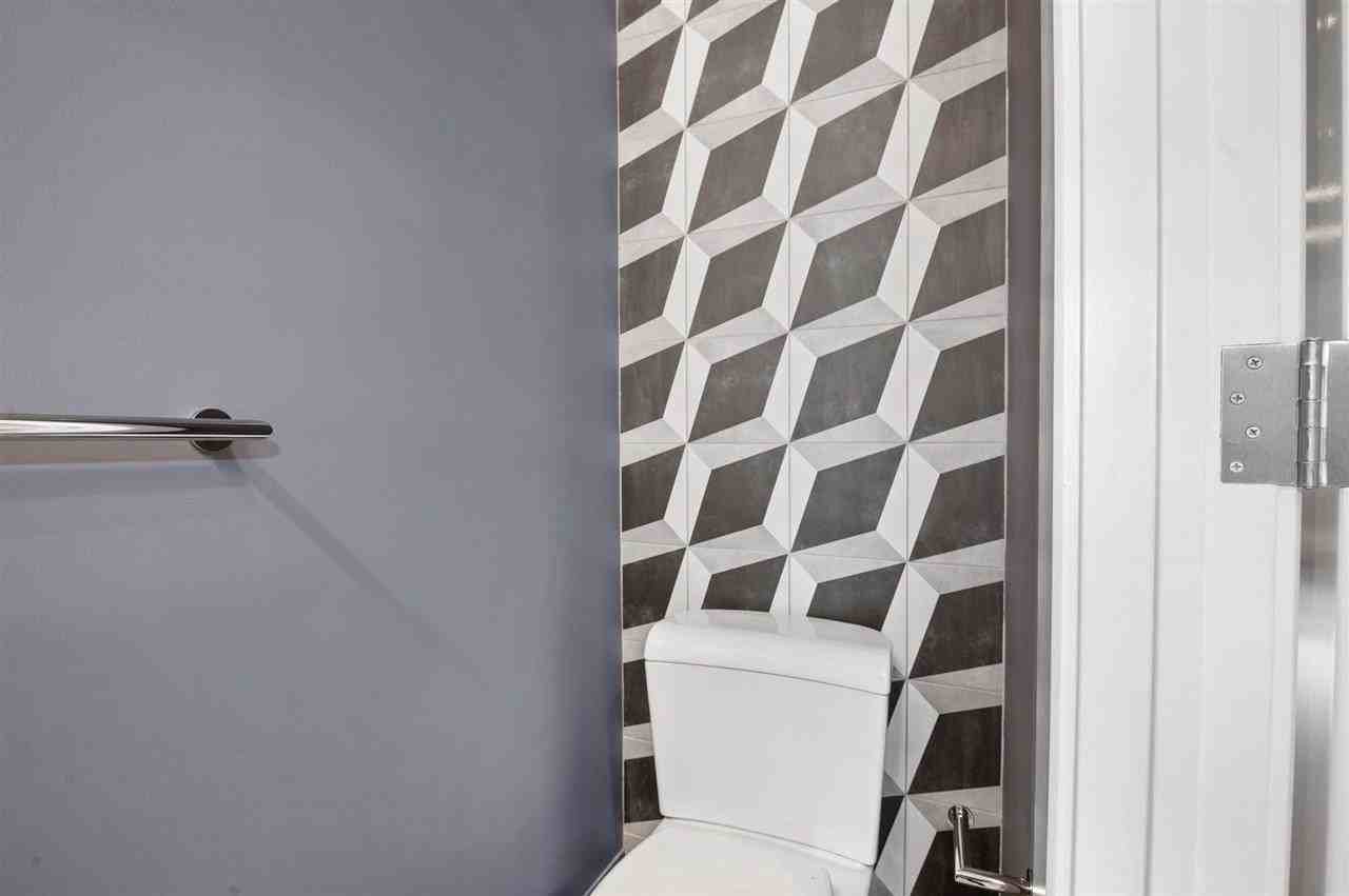 16 Bright St #2 - Photo 6 of 16