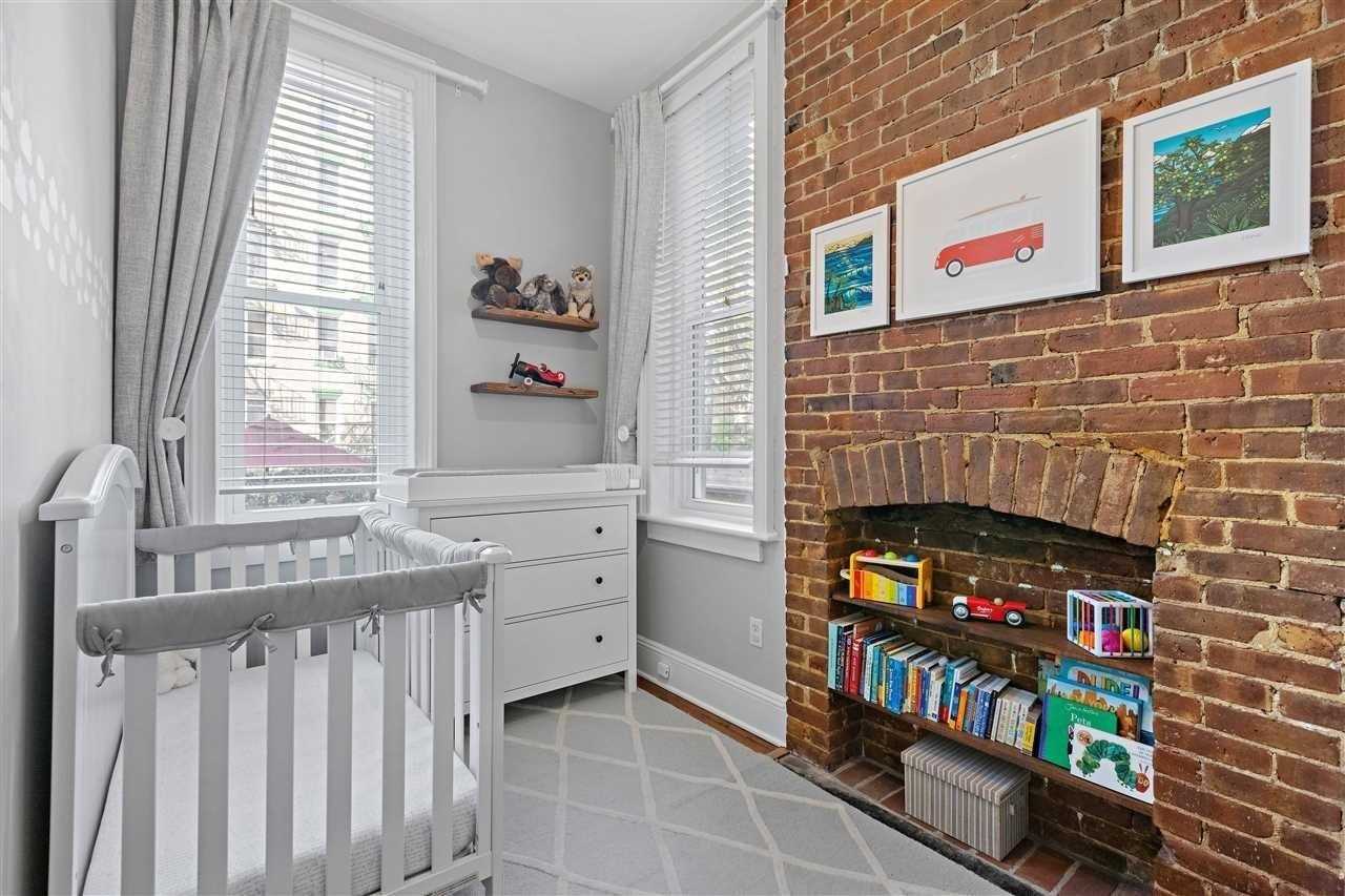 924 Garden St #1R - Photo 5 of 12