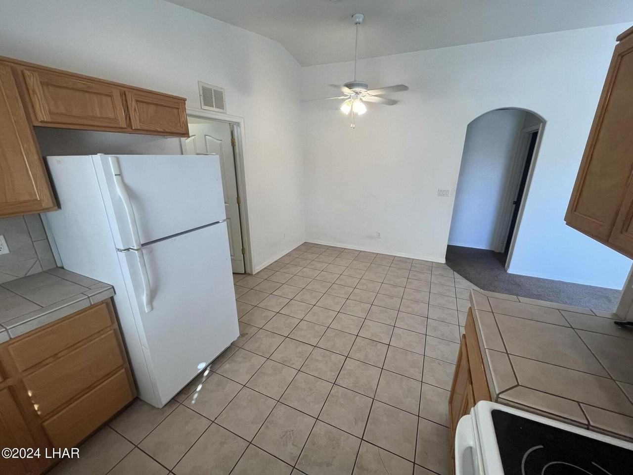 3054 Shoshone Dr Unit 102 #102 - Photo 3 of 12