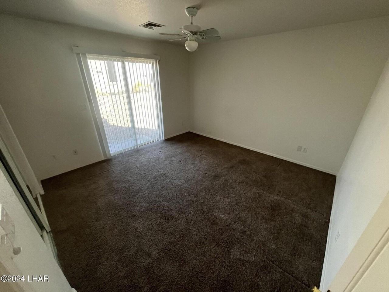 3054 Shoshone Dr Unit 102 #102 - Photo 4 of 12