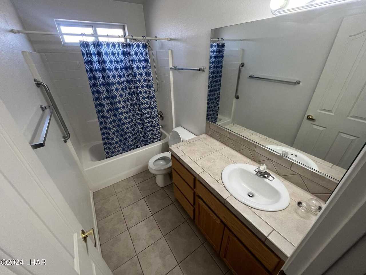 3054 Shoshone Dr Unit 102 #102 - Photo 6 of 12