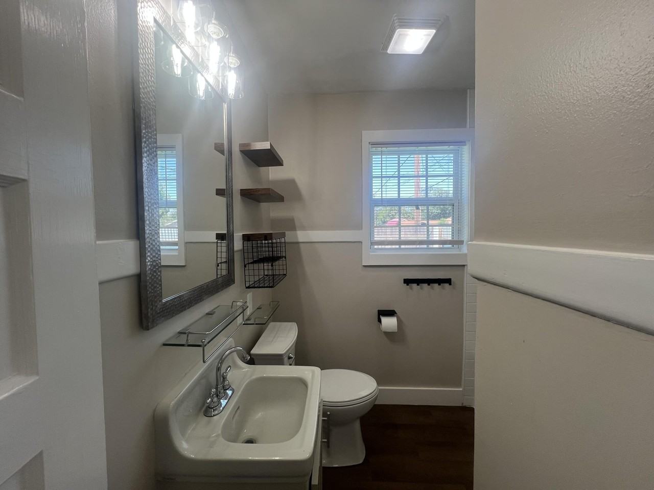 2202 28th St Unit B #B - Photo 5 of 17