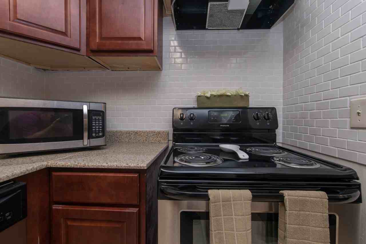 1324 NW 16TH AVENUE45 #45 - Photo 4 of 10