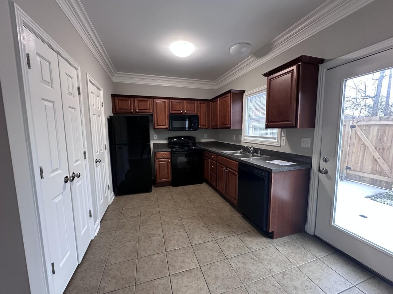 209 Old Todds Rd Apt 4111 #4111 - Photo 3 of 8