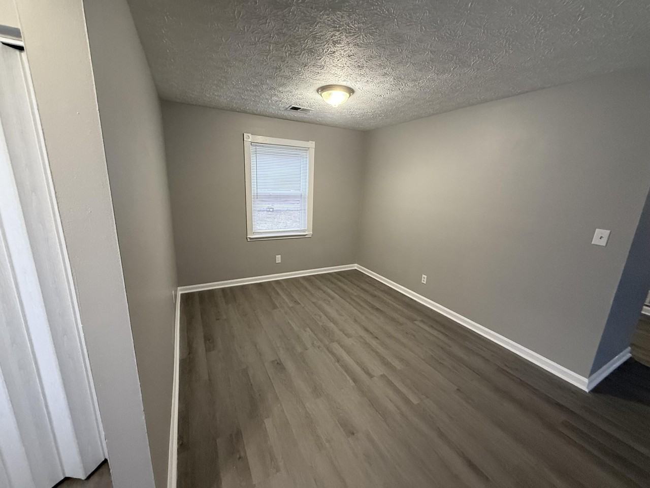 724 Gatehouse Pl - Photo 3 of 14