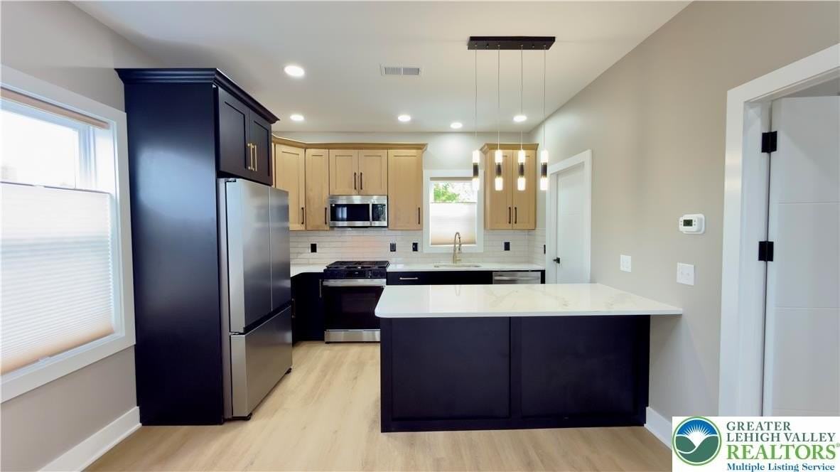 1511 Lincoln St Unit B #B - Photo 7 of 33