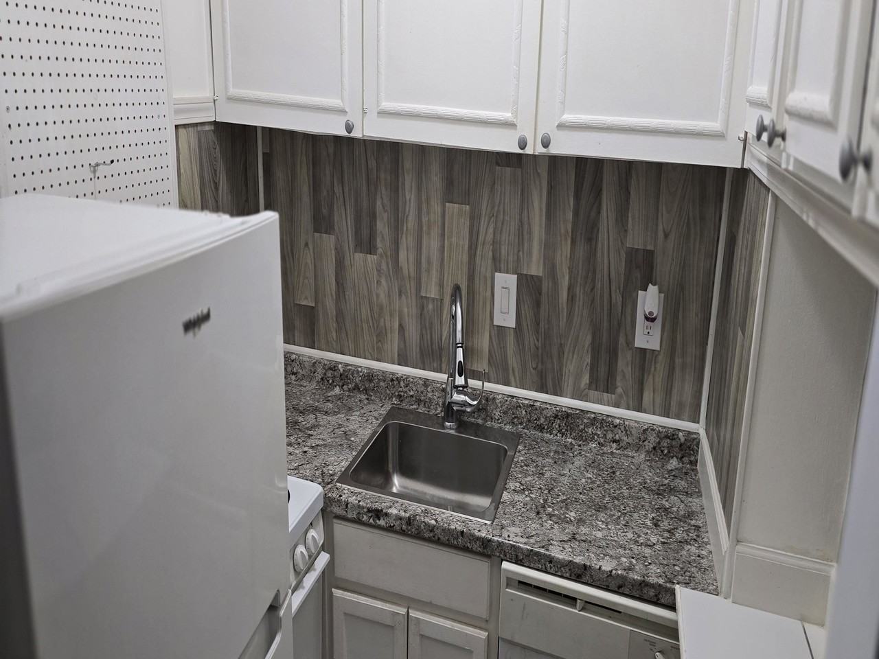 1271 Poplar Ave #906 - Photo 4 of 20