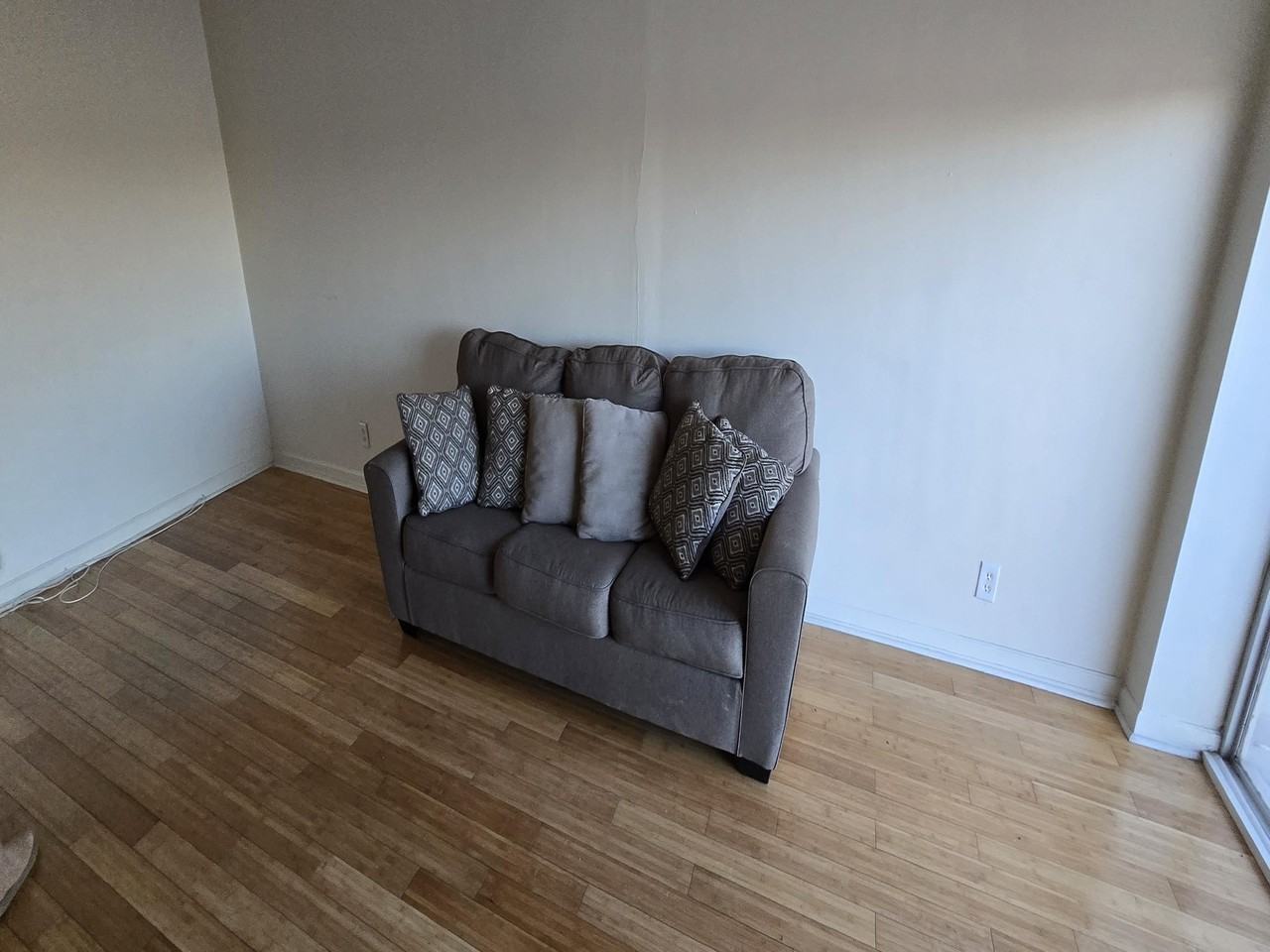 1271 Poplar Ave #906 - Photo 2 of 20