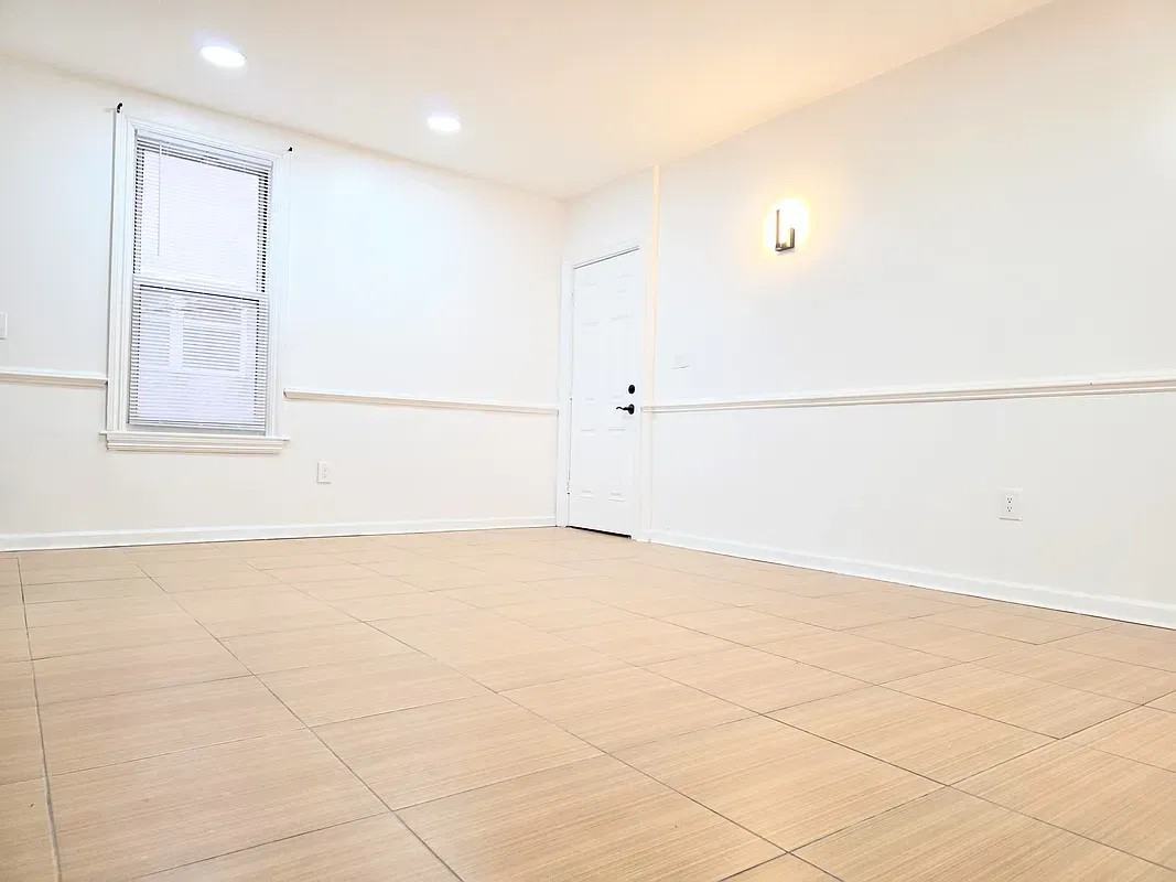 16th Ave #1 - Photo 3 of 8