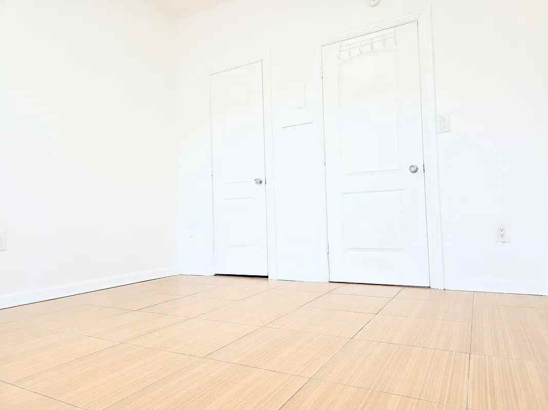 16th Ave #1 - Photo 6 of 8