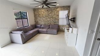 10032 Nw 87th Ter - Photo 1 of 1