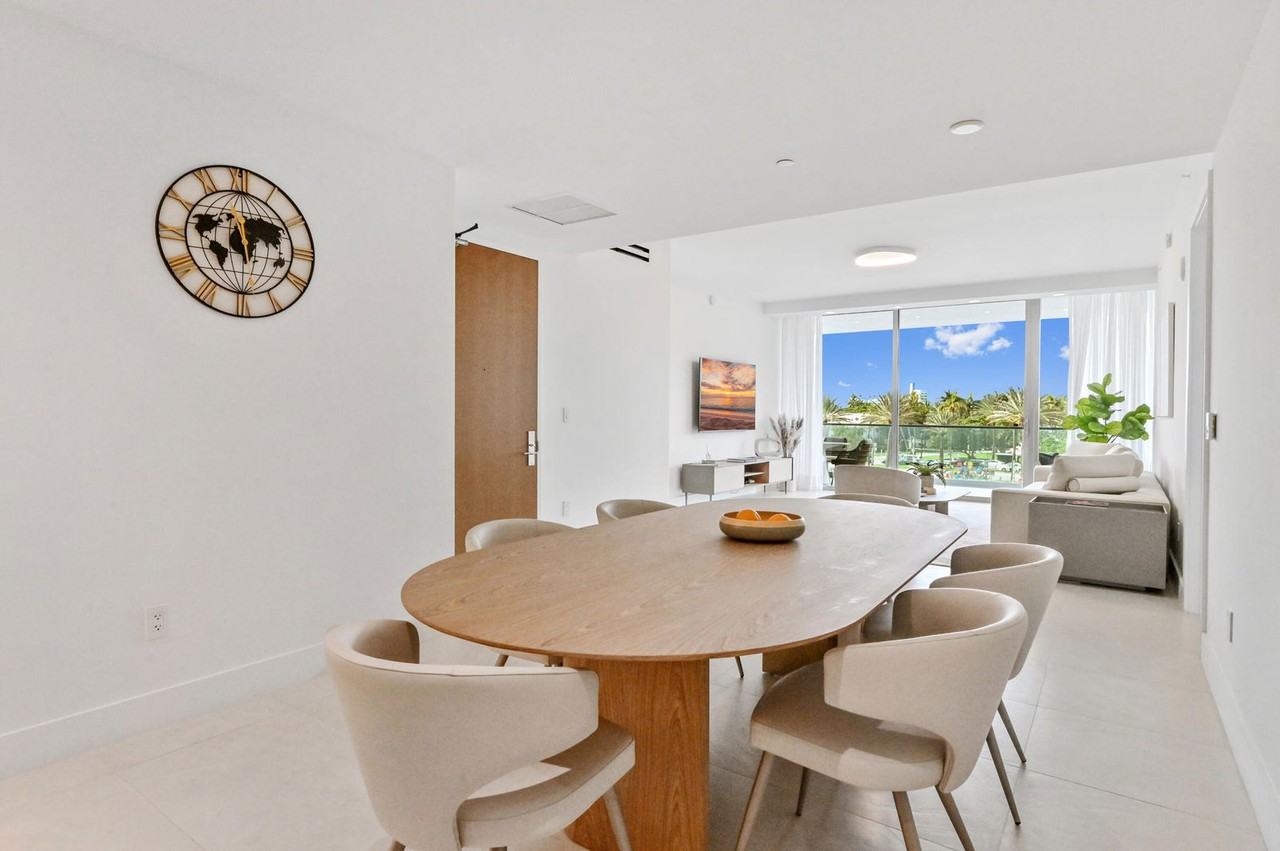 10203 Collins Ave #305 - Photo 5 of 8