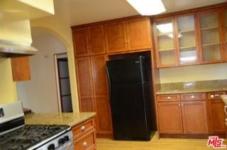 3114 6th St - Photo 3 of 7