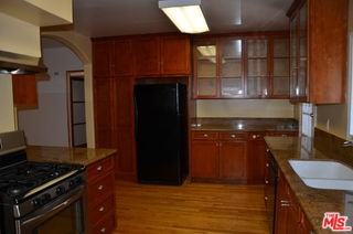 3114 6th St - Photo 5 of 7